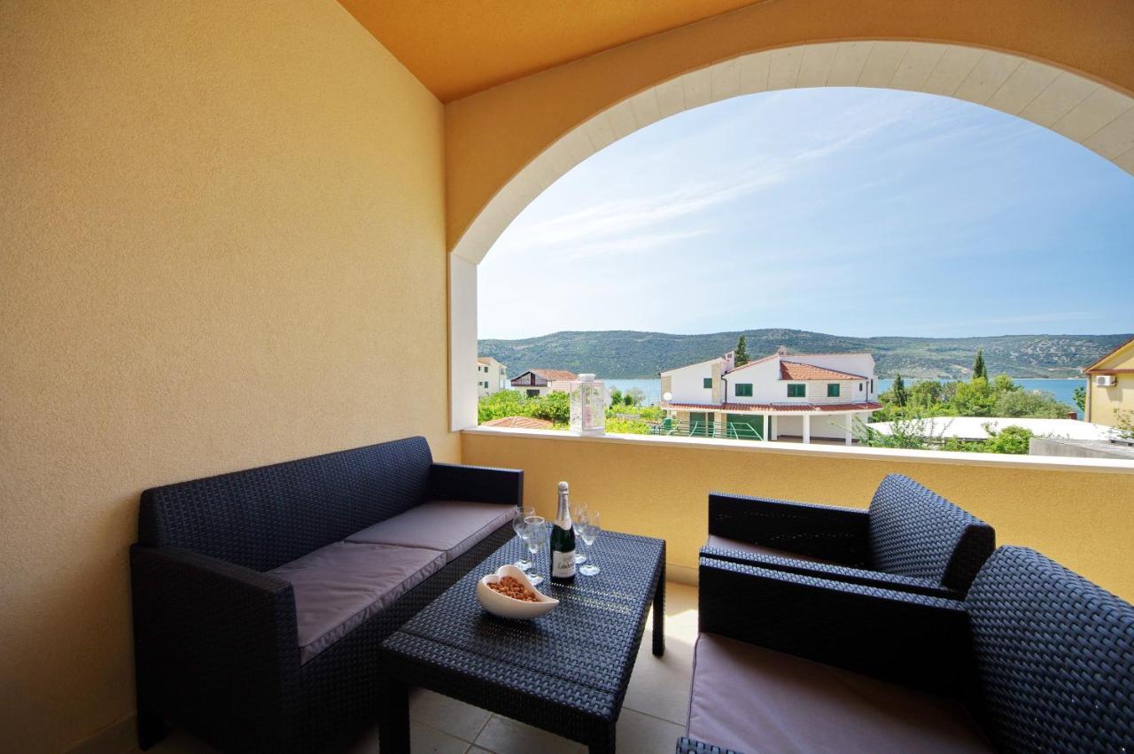 Apartmani Maris Poljica  Esterno foto